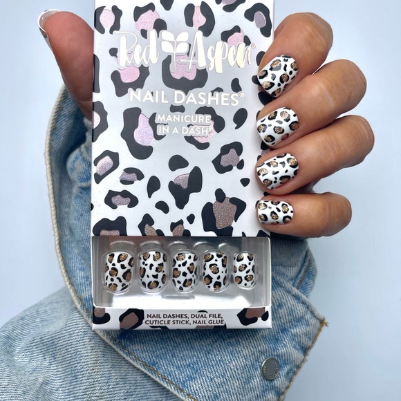 Red Aspen Awfully Purr-ty Press-On Nails - Leopard Print with Gold Glitter - Picture 2 of 15